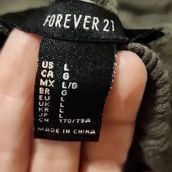 Forever 21 Linen pants - Dark Green/Army Green- size L- good/used condition - Picture 3 of 3